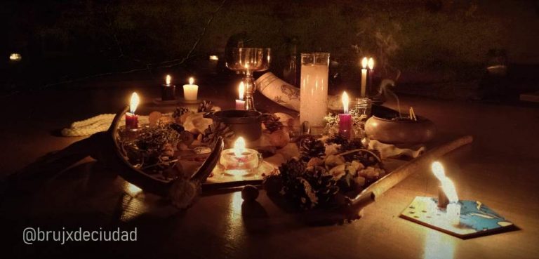 altar de bruja, aprender brujería, cómo ser bruja, estudiar brujería en madrid, bruja de ciudad